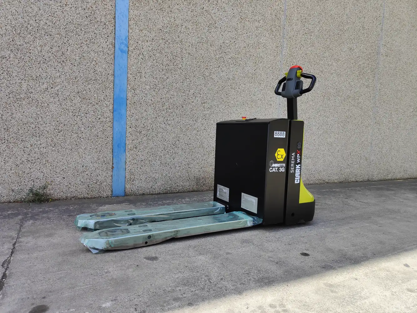 Transpaleta eléctrica ATEX CLARK WPX20 de 2000 kg (Ref. 8888) - Imagen 2